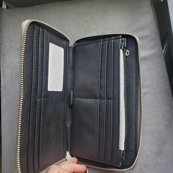 (New) Steve Madden clutch wallet - Picture 5 of 8
